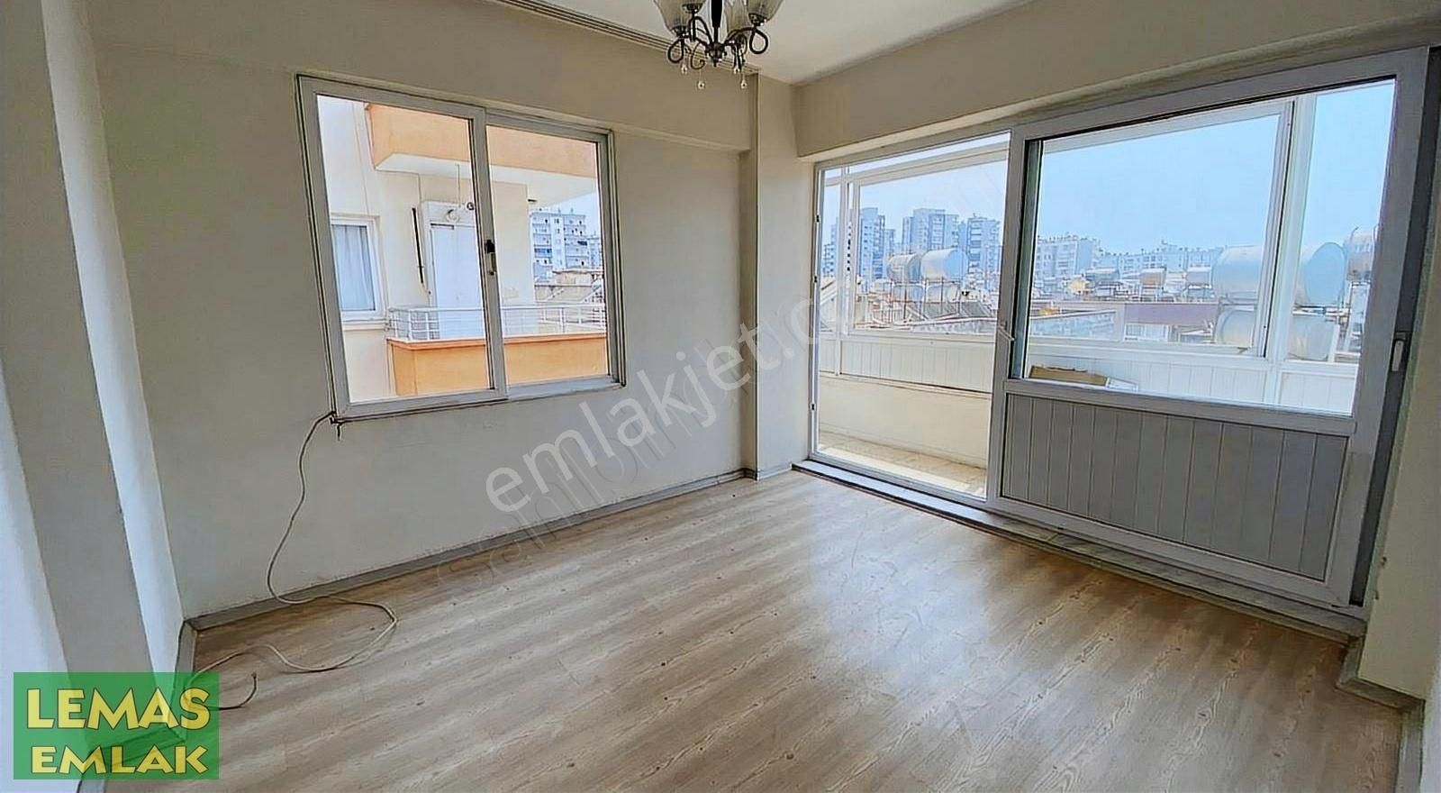 Yenişehir Cumhuriyet Kiralık Daire LEMAS EMLAK : CUMHURİYET 1. CADDE de 3+1