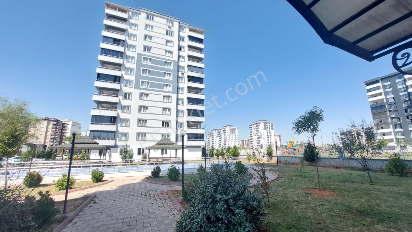 Şahinbey Akkent Satılık Daire AKKENT MAH DE SATLIK 3.5+1 KAT BAHÇELI DAİRE