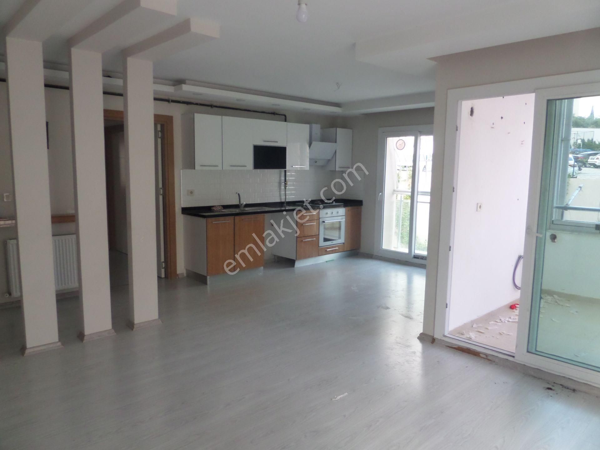 Çukurova Yüzüncüyıl Kiralık Daire 100. YILDA 2+1 AÇIK MUT DOĞAL GAZLI YENİ BOYANMIŞ CEPHELER AÇK