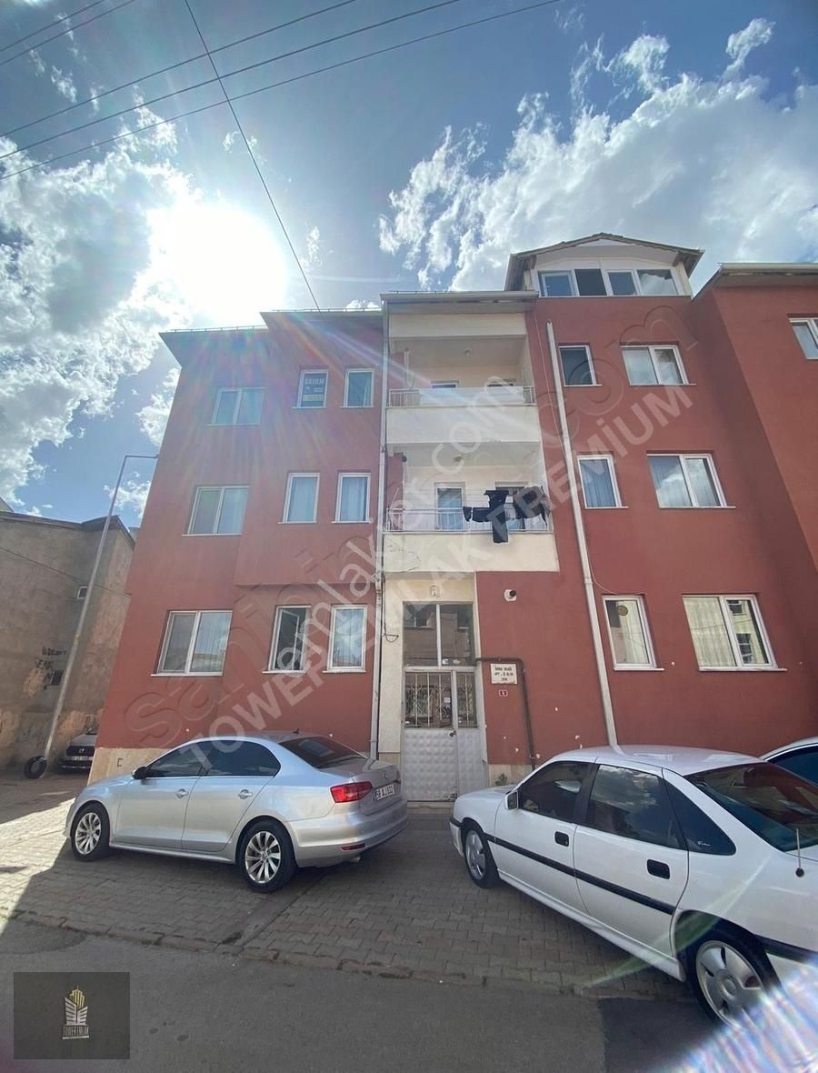 Sivas Merkez Ece Satılık Daire TOWER EMLAK'TAN ÇARŞI İÇERİSİNDE 5+1 SATILIK DUBLEX DAİRE