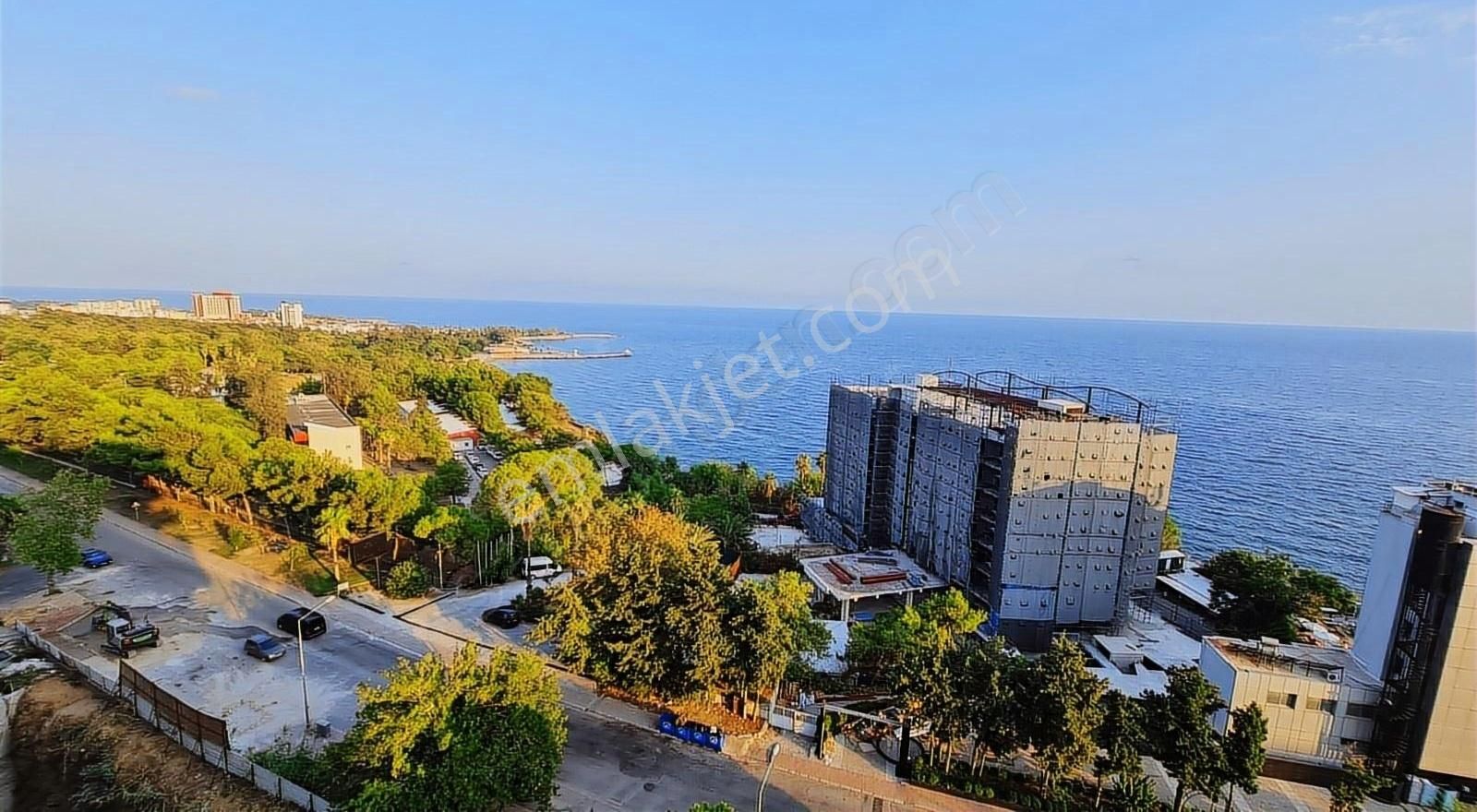 Muratpaşa Güzeloba Satılık Daire LARA Karpuzkaldiranda 170m2 PANORAMİK Deniz manzaralı 3+1