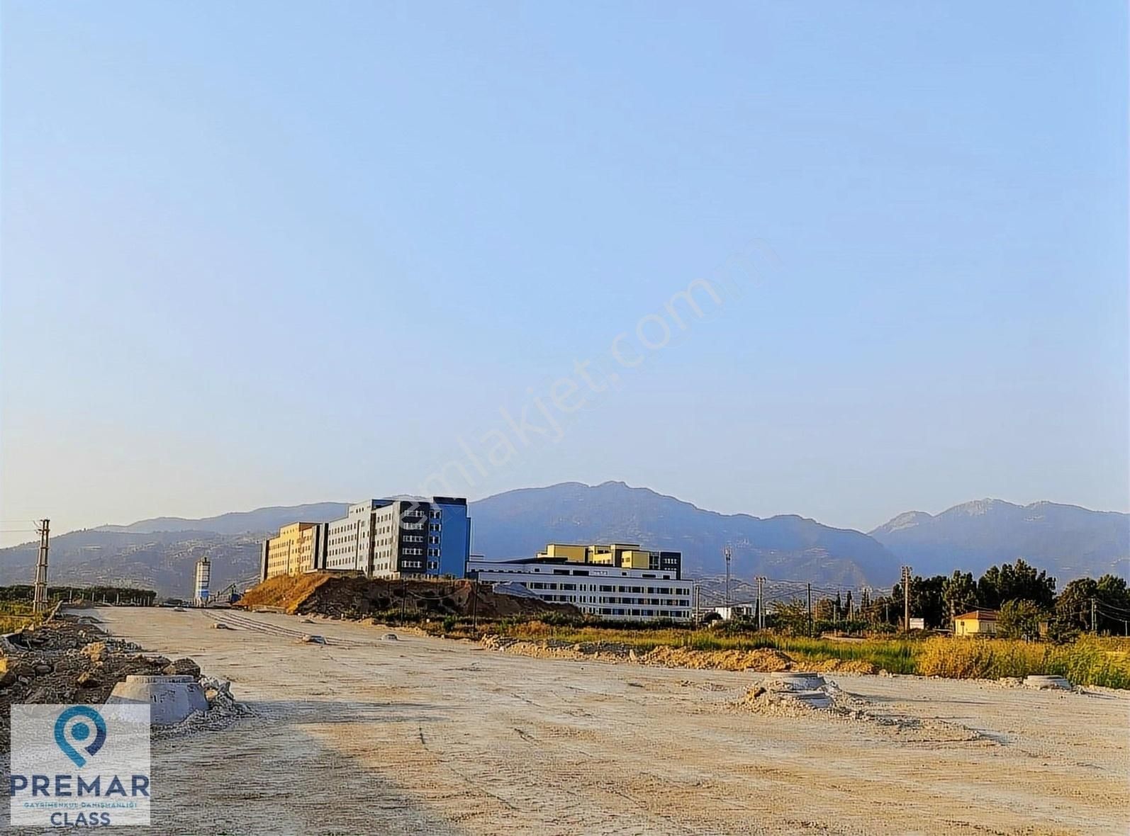 Aydın Efeler Satılık Ticari İmarlı Şevketiye Mah. Şehir Hastanesinin karşısında ticari imarlı arsa