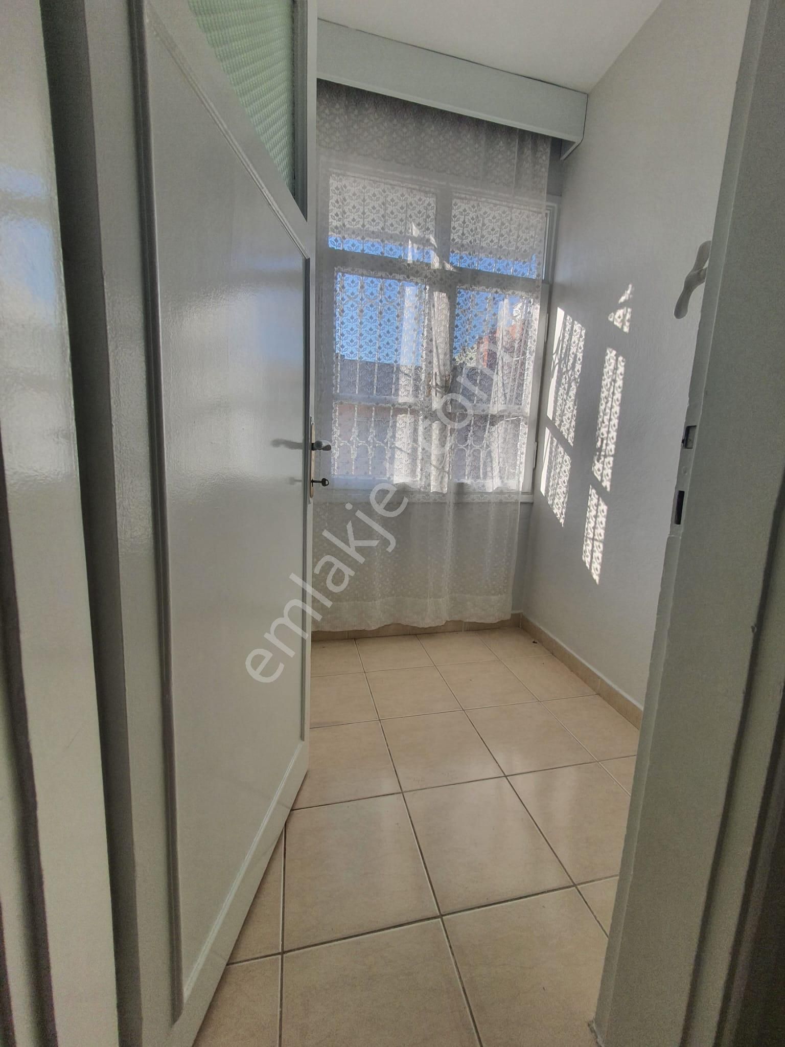 4 Katlı Sümer De Müstakil Tek Tapulu 184 Metre Satılık 7250000tl.. - Görsel 17