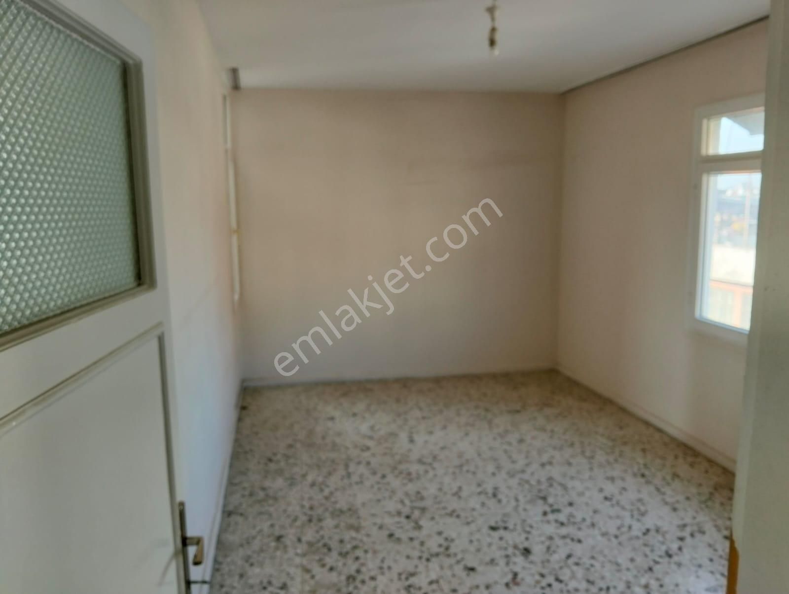 4 Katlı Sümer De Müstakil Tek Tapulu 184 Metre Satılık 7250000tl.. - Görsel 9