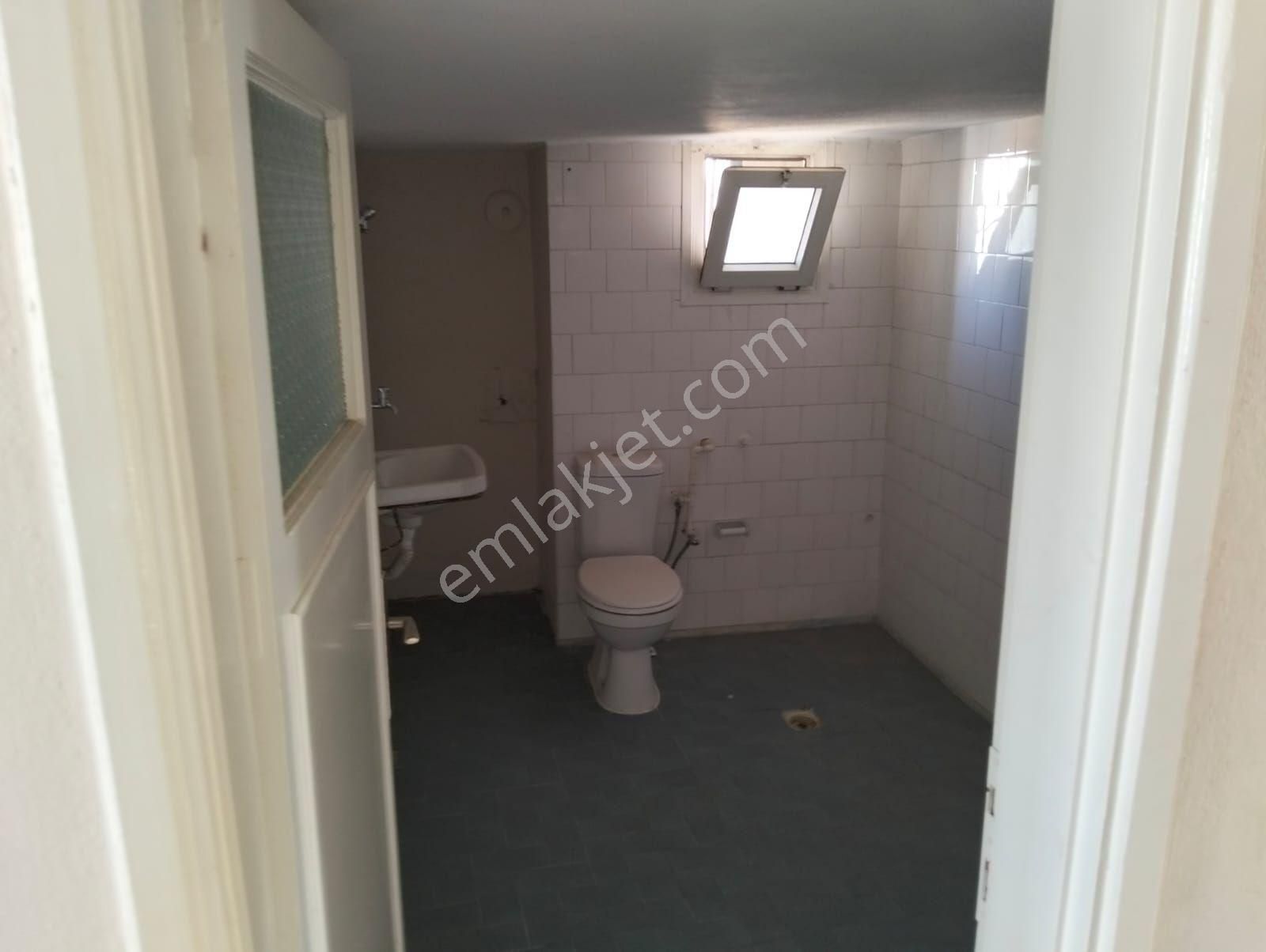 4 Katlı Sümer De Müstakil Tek Tapulu 184 Metre Satılık 7250000tl.. - Görsel 15