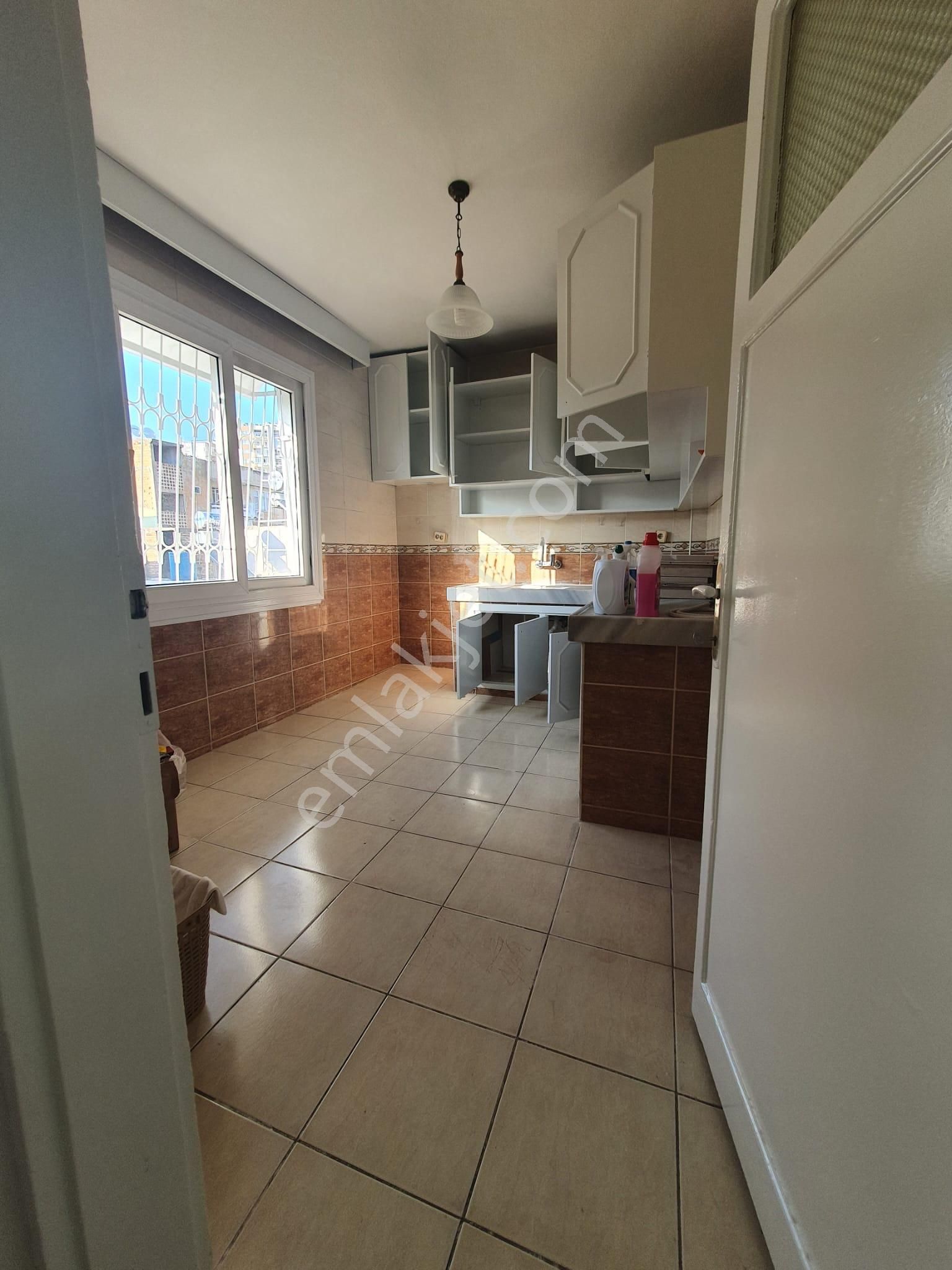 4 Katlı Sümer De Müstakil Tek Tapulu 184 Metre Satılık 7250000tl.. - Görsel 7