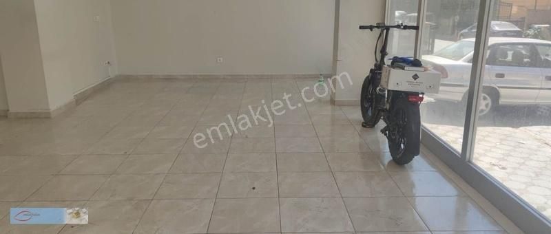 Ümraniye Esenşehir Kiralık Dükkan & Mağaza Ümraniye Esenşehir De İmes Karşısı 50m2 Kiralık Dükkan