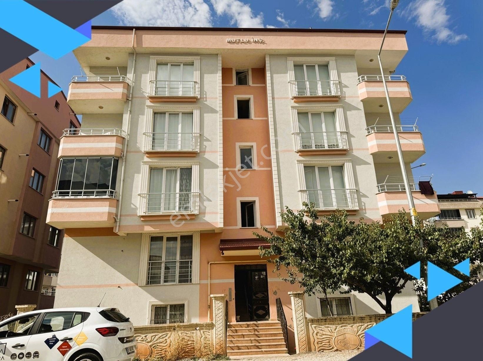 Bayburt Merkez Şingah Satılık Daire ESKİ HASTANE BÖLGESİNDE 3+1 ACİL SATILIK DAİRE