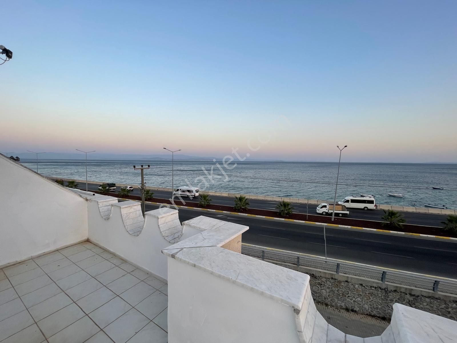 Altınoluk'da 3+1 Muhteşem Manzaralı Satılık Dublex Daire - Görsel 27