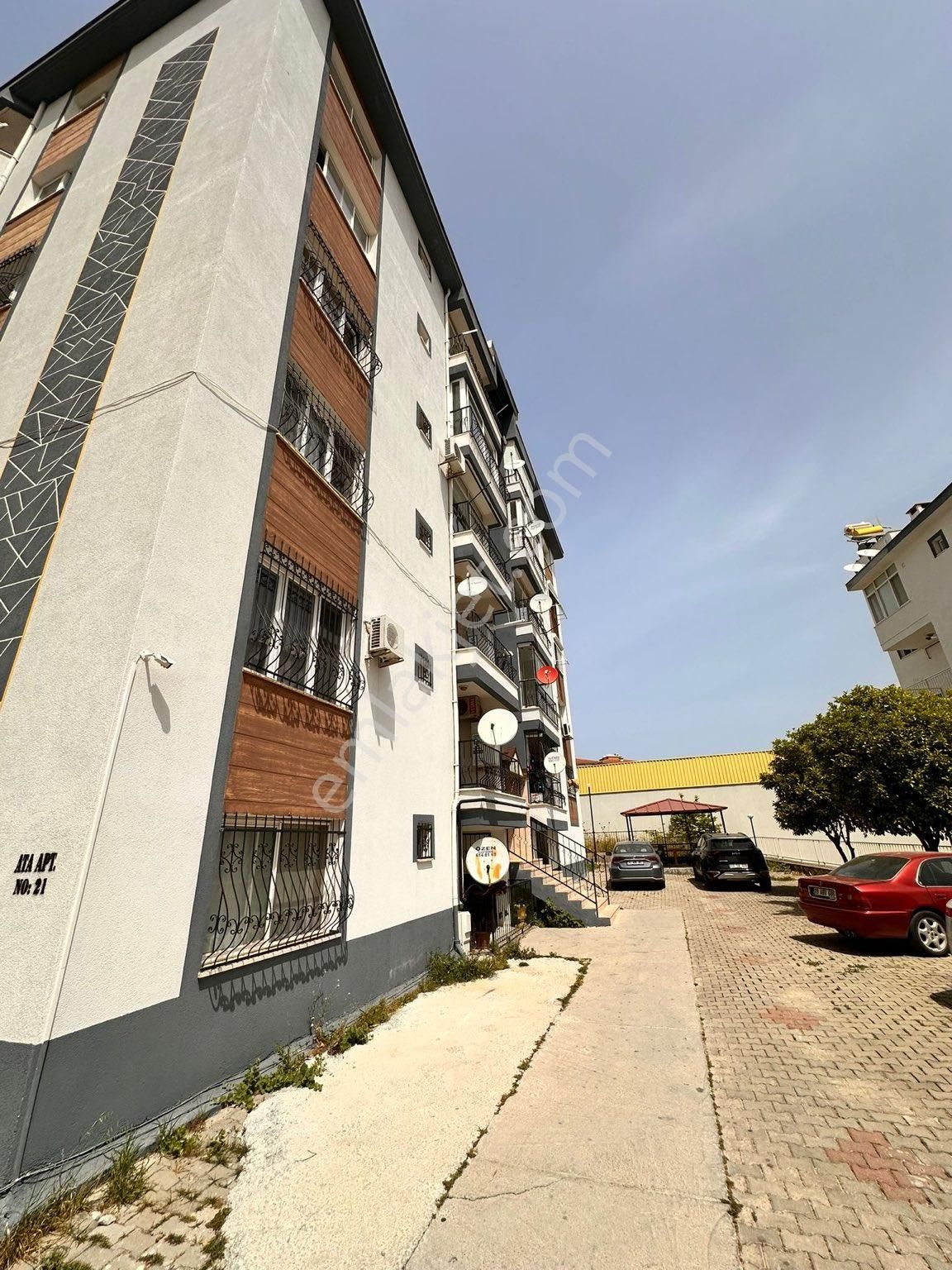 Kuşadası Hacıfeyzullah Satılık Daire 3+1 DOĞALGAZLI ASANSÖRLÜ SİTE İÇİ DAİRE