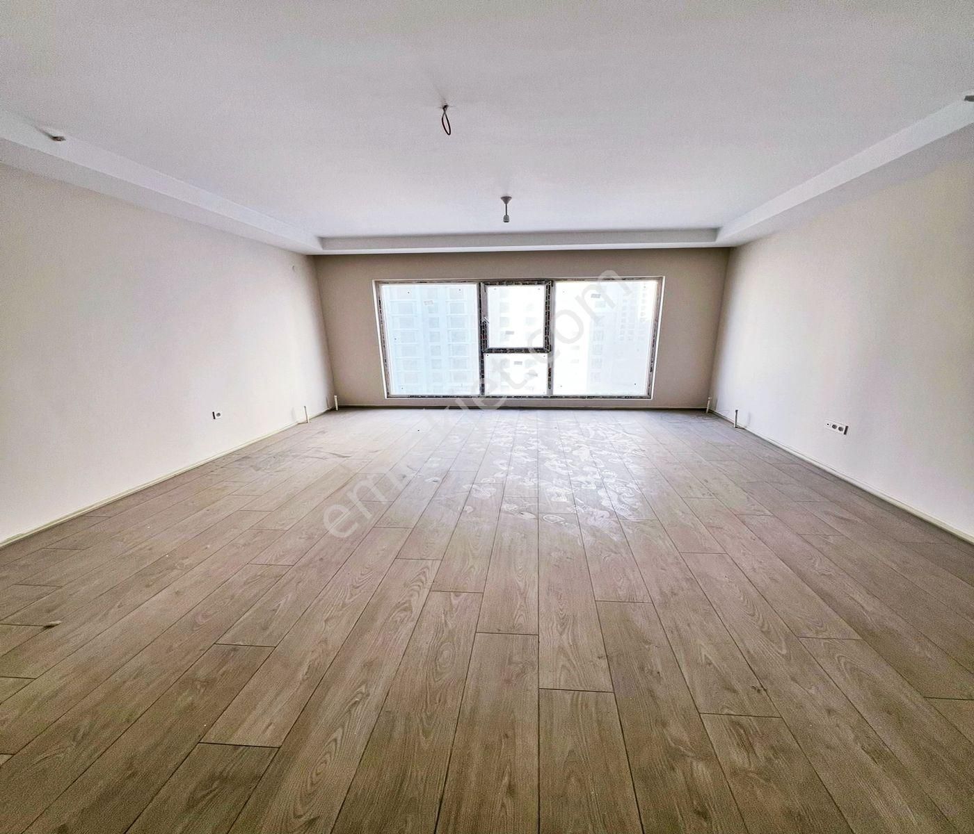 Esenyurt Piri Reis Satılık Daire  OTEL,HASTANE VE AVM OLAN SIFIR BiTMiŞ PROJEDEN SATILIK 3+1 DAİRE