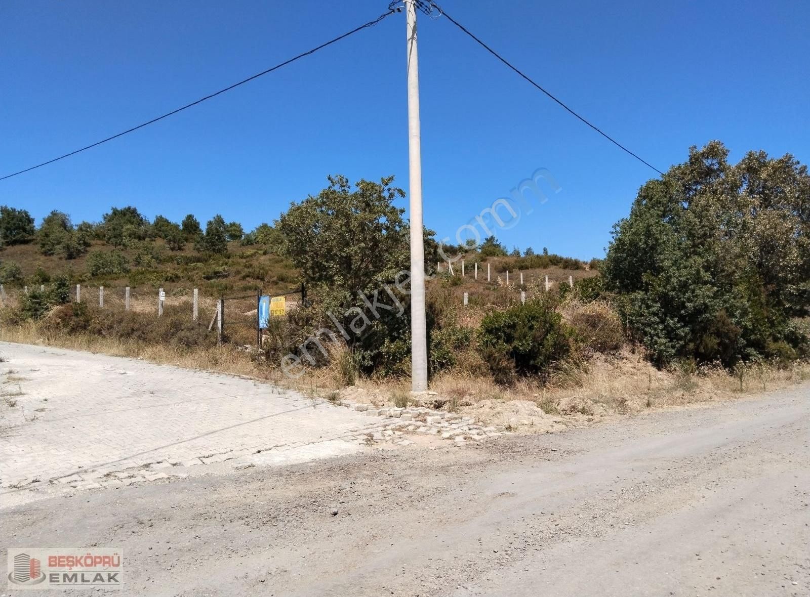 Armutlu Mecidiye Köyü (İhsaniye) Satılık Villa İmarlı DOĞA VE DENİZ MANZARALI ARSA