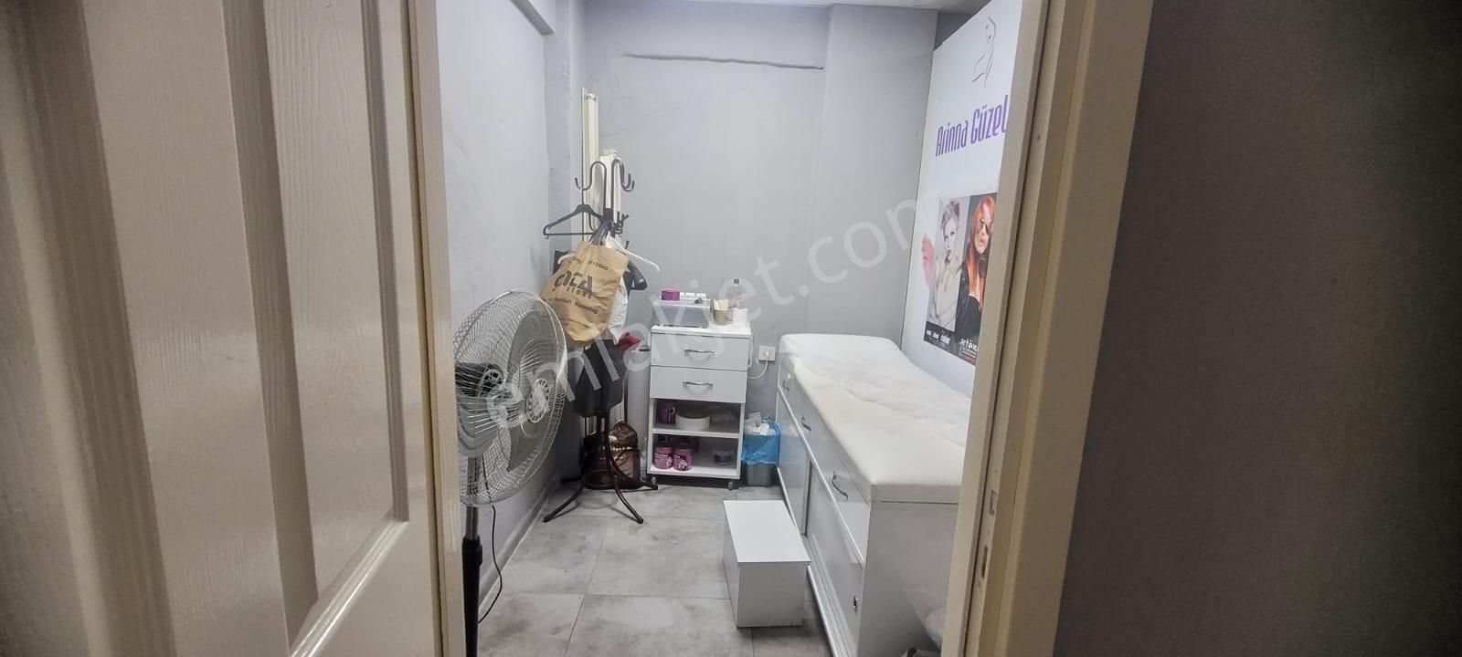 Konak Atilla Kiralık Dükkan & Mağaza  konak atilla mah. 100 m2 osman öksüz parkı yanı wc li kiralık dükkan