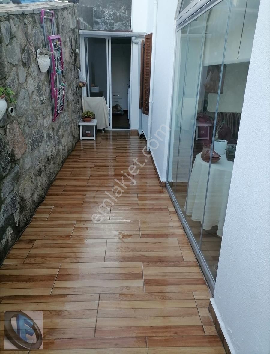 Favori'den Havuzlu Sitede Masrafsız Bahçe Katı Daire 2+1 - Görsel 13