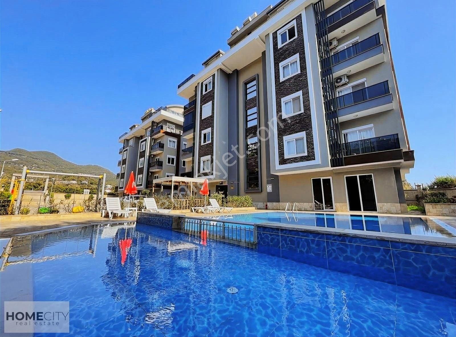 Alanya Oba Satılık Daire Alanya Oba 2+1 85 M2 3.kat Havuz Otopark Fitness 0 Binada