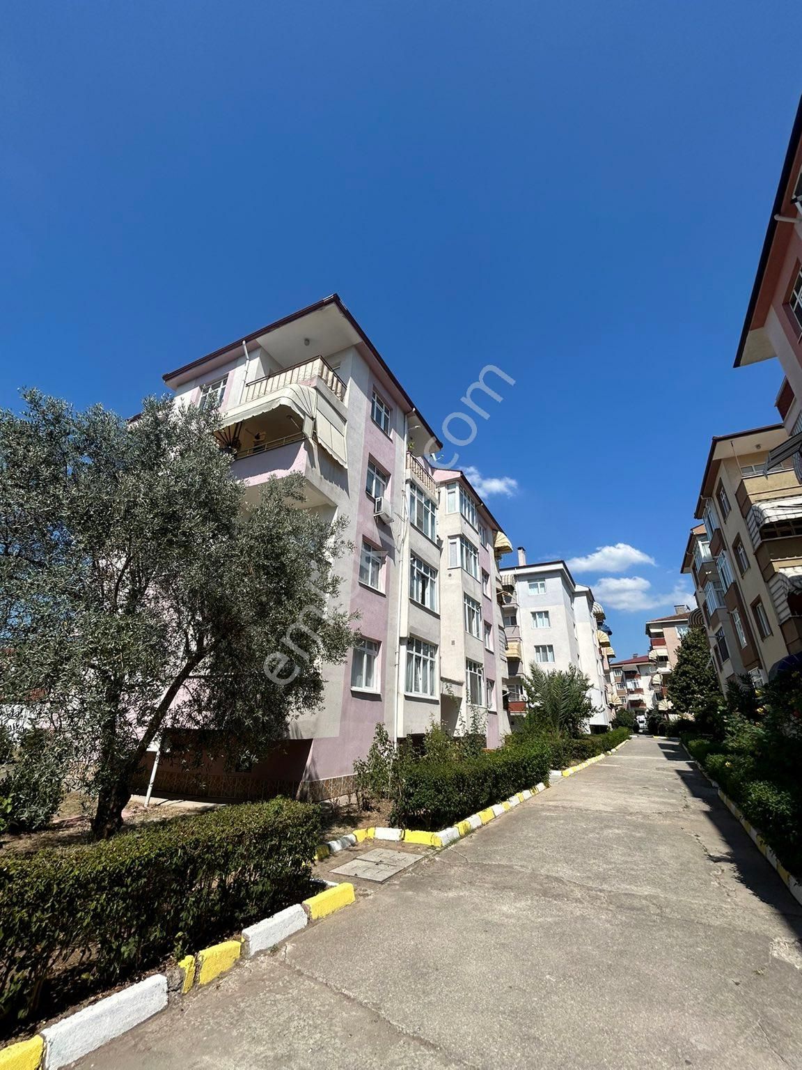 Derince Yenikent Satılık Daire  RW Nova'dan Yenikent Polis Karakolu Karşısı Site İçi 2+1 Daire