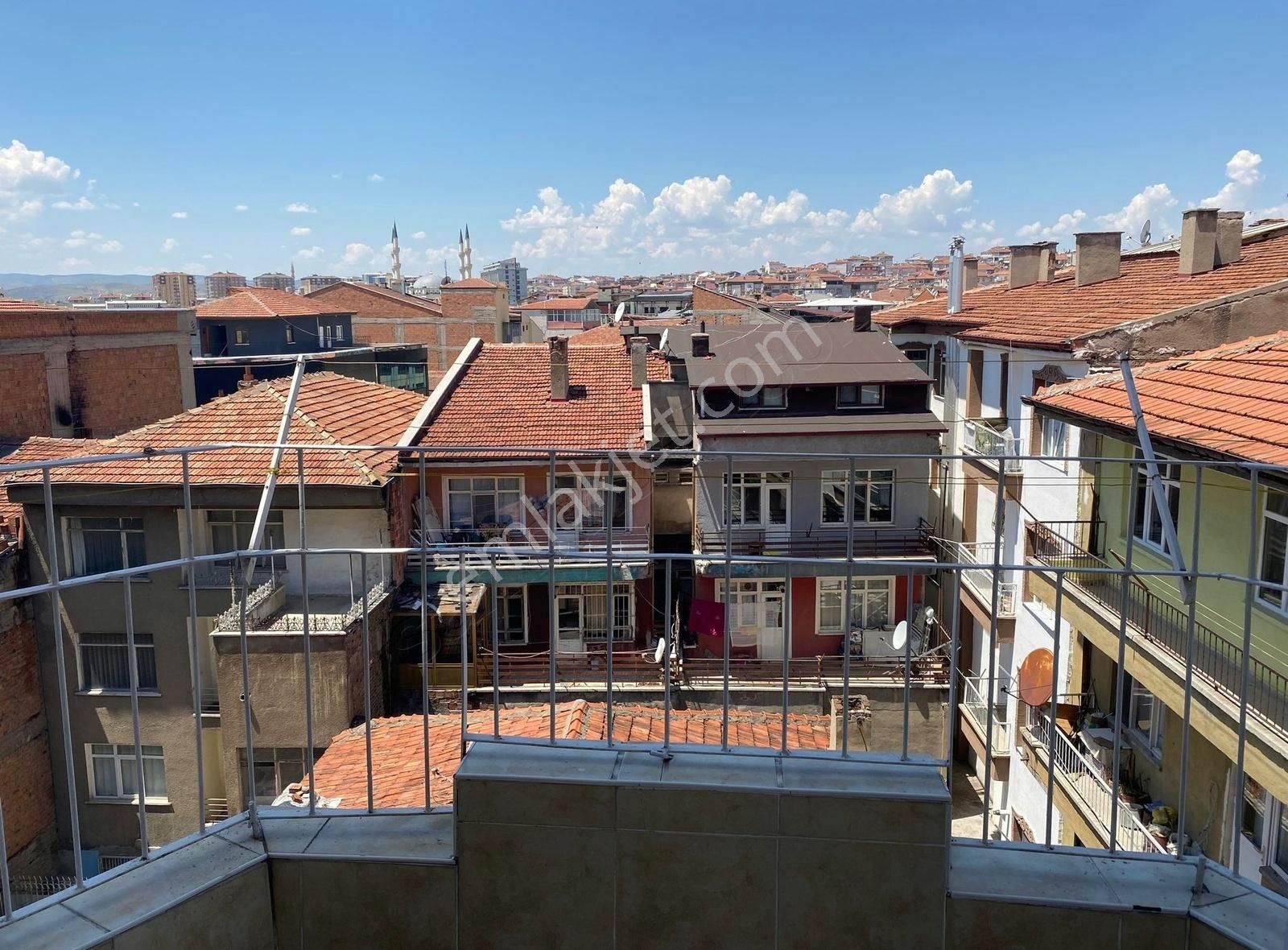 Kırıkkale Merkez Tepebaşı Satılık Daire TOPRAK MAHALLE MERKEZDE 2+1 DAİRE