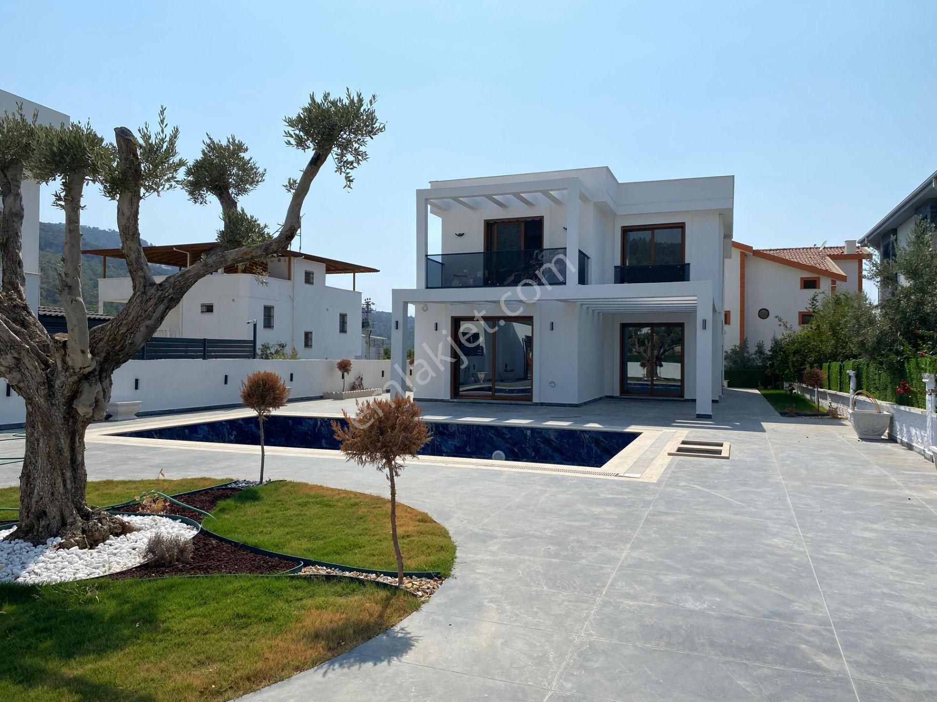 Didim Akbük Satılık Villa  DİDİM AKBÜK’TE 1.SINIF İSCİLİKLİ 4+1 HAVUZLU MALİKANE