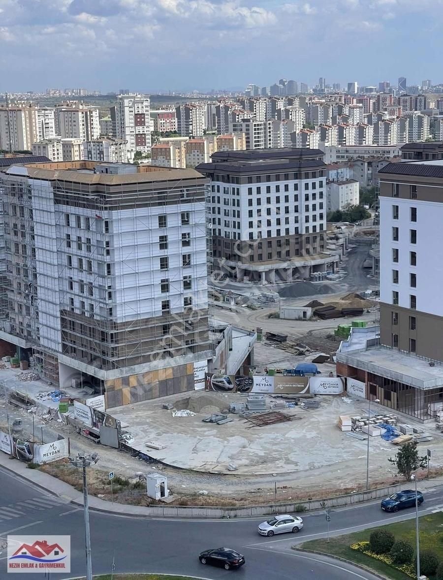 Başakşehir Başakşehir Satılık Daire *METROPARK-2 SITESI TRIBLEKS 275M2 5 Artı 2 LUKS DAIRE *