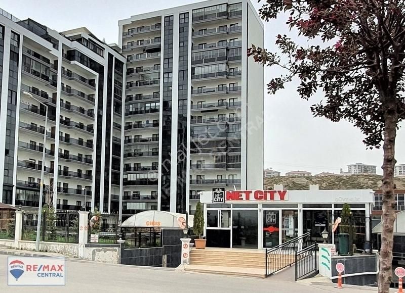 Sivas Merkez Eğriköprü Satılık Daire NET CİTY'DE 3.KAT 4+1 GÜNEY CEPHELİ SATILIK ULTRA LÜX DAİRE