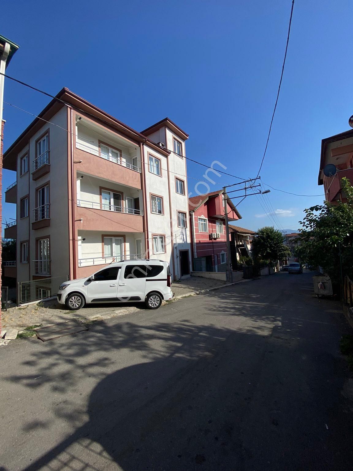 Adapazarı Hızırtepe Satılık Daire Hızırtepe’de SEAH Yürüme Mesafesinde Geniş 3+1 Yeni Daire