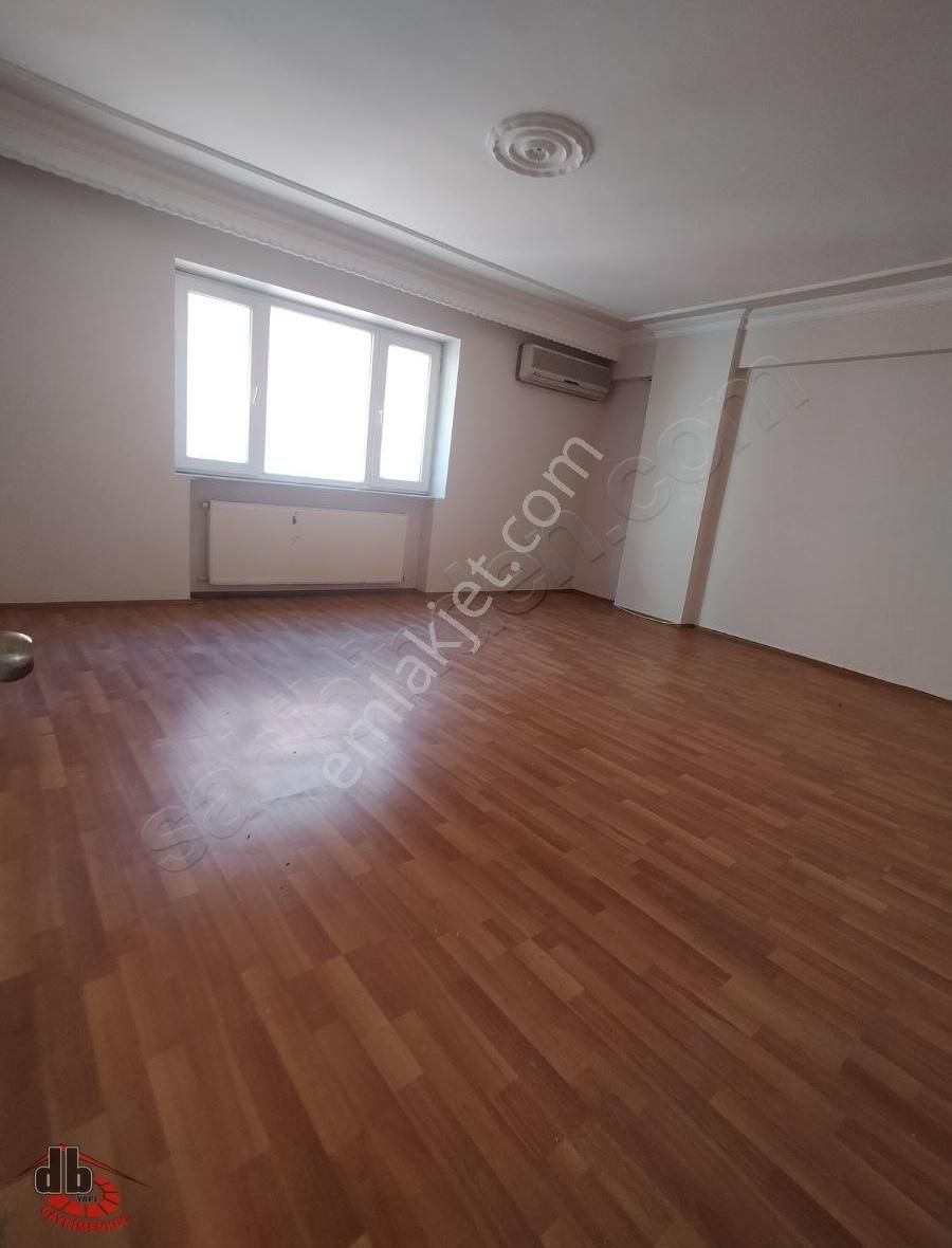 Eyüpsultan Rami Yeni Kiralık Daire RAMİYENİMAHALLE HAVUZBAŞINDA OKULLAR BÖLGESİNDE 3+1 YENİ BİNA