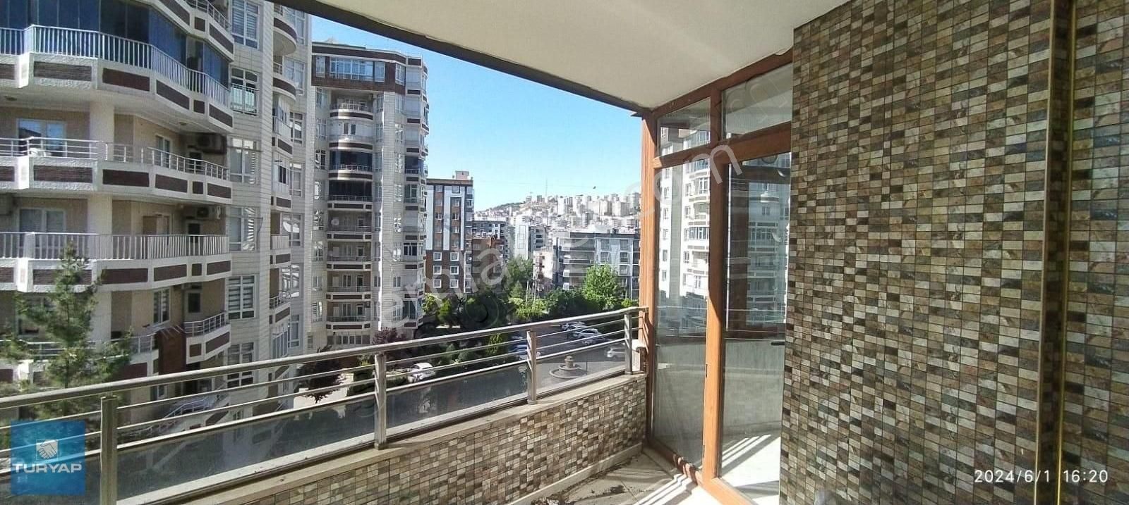 Karaköprü Karşıyaka Satılık Daire TURYAP GAYRİMENKUL ENVER MANCIDAN SATILIK 4+1 DAİRE