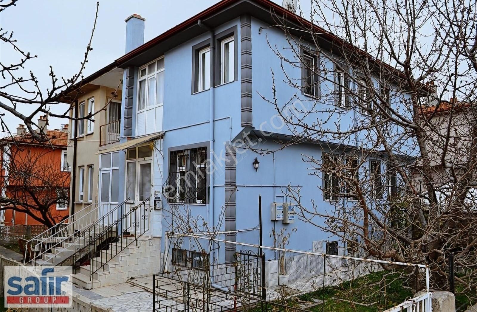 Afyonkarahisar Merkez Kanlıca Kiralık Müstakil Ev KANLICA MH. GÜLİSTAN EVLERİNDE, DUBLEKS,3+1,DOĞALGAZLI BAKIMLI