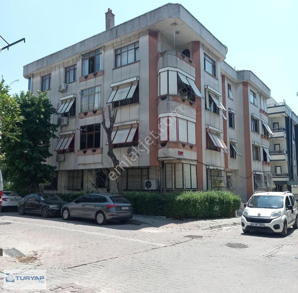 Avcılar Denizköşkler Satılık Daire TURYAP'TAN TEL SOKAK'TA ÇİFT BALKONLU EŞYALI 3+1 SATILIK DAİRE