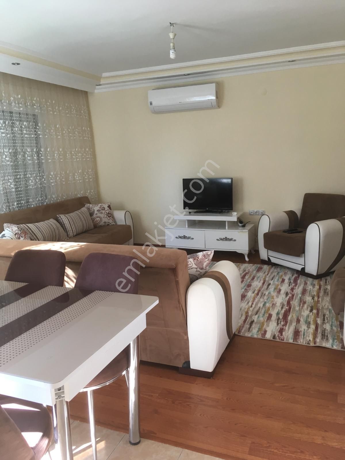 Konyaaltı Liman Satılık Daire  Liman mh havuzlu eşyalı satılık 2+1 daire