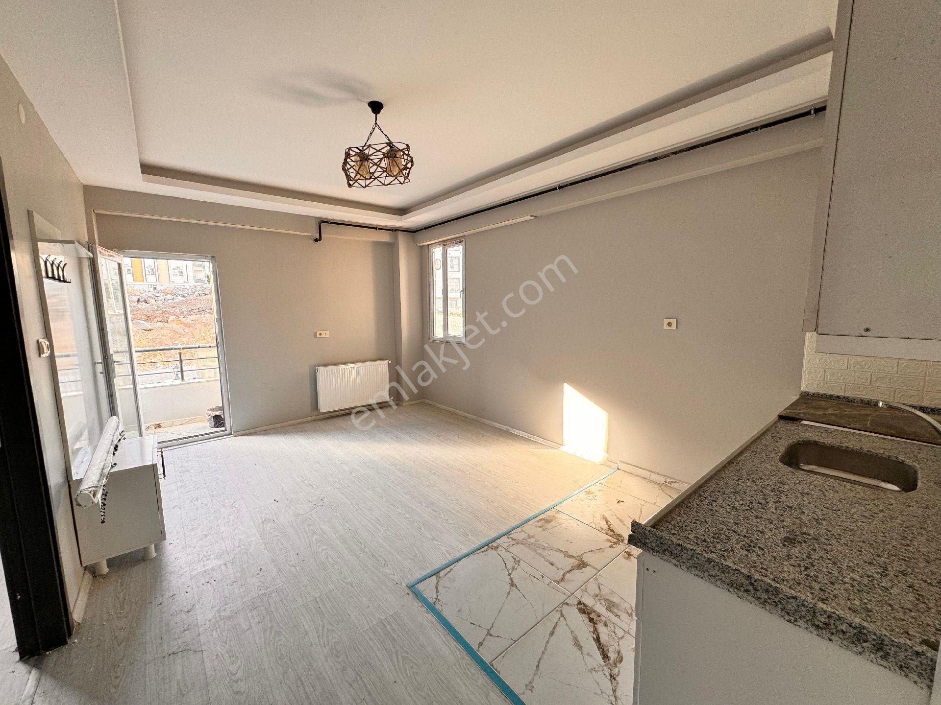 Karaköprü Seyrantepe Satılık Daire CADDE SEYRAN'DAN SATILIK 1+1 55M2