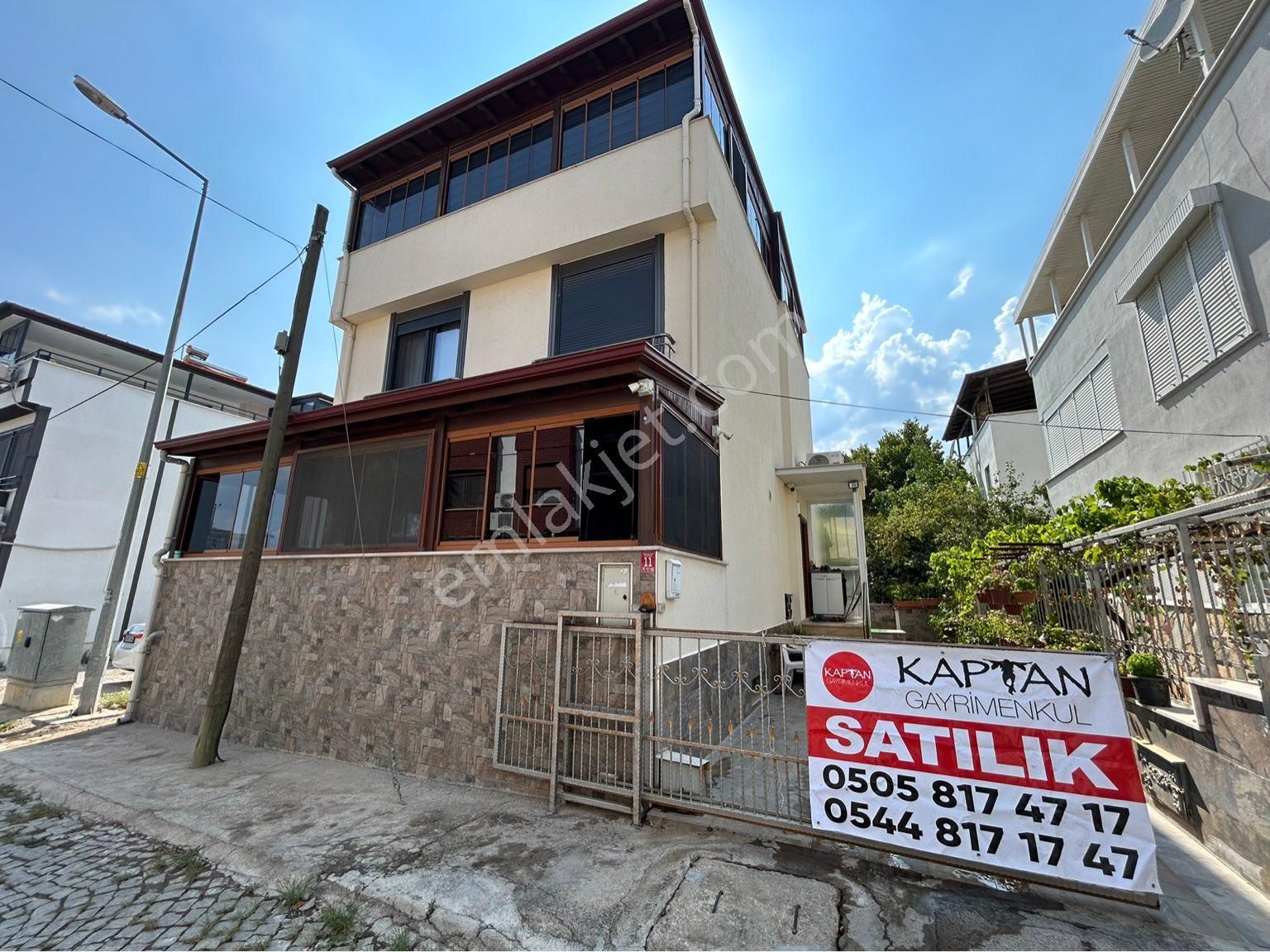 Edremit Güre Satılık Villa Balıkesir Edremit Gürede Denize 236 Metrede Tam Müstakil Villa