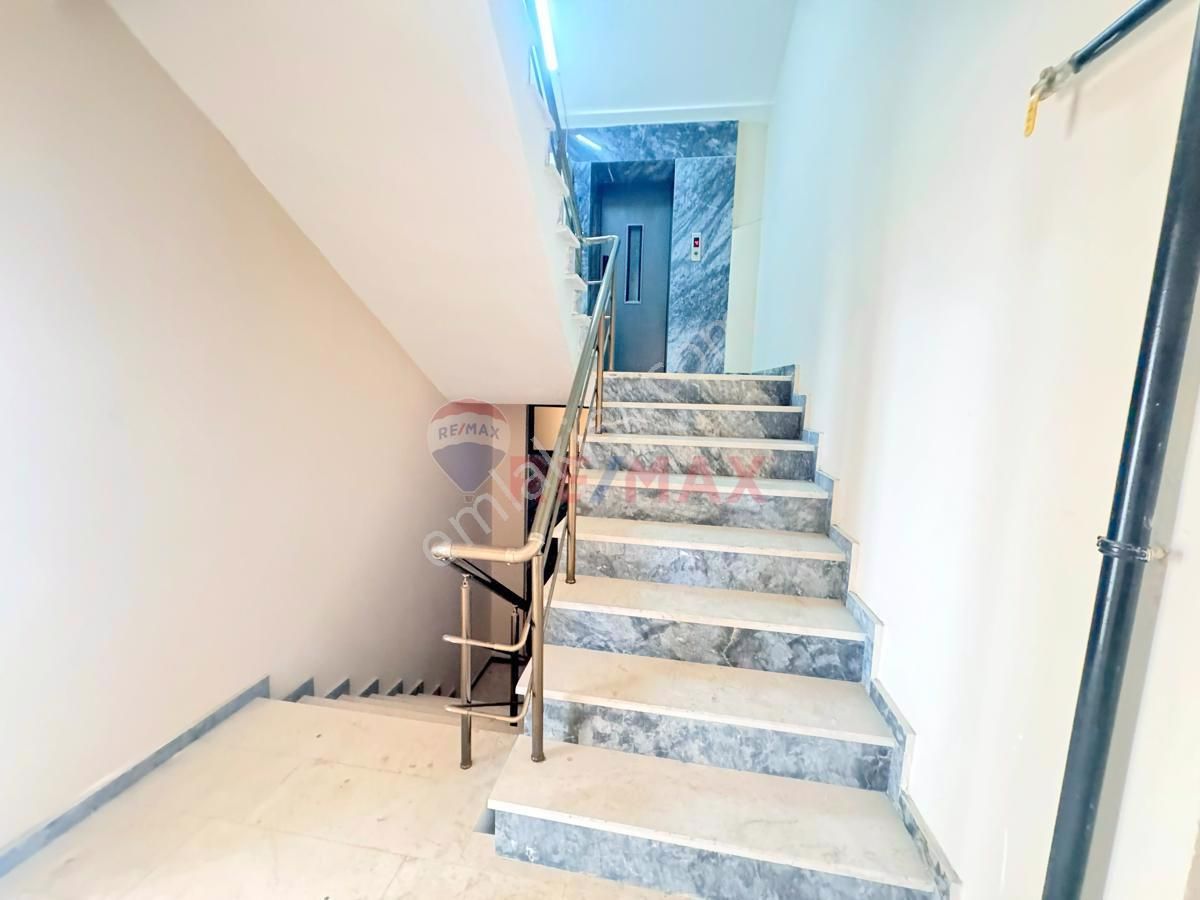 Pendik Şeyhli Ankara Cad Üzeri Kiralık Asansörlü Tam Ofis Katı - Görsel 15