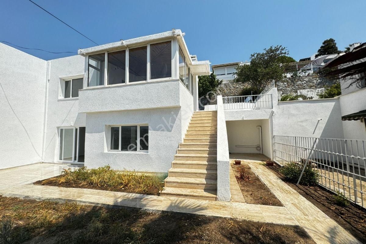 Bodrum Bitez Satılık Villa  Bodrum Bitez Asarlık Sitesin de Satılık 4+1 Villa