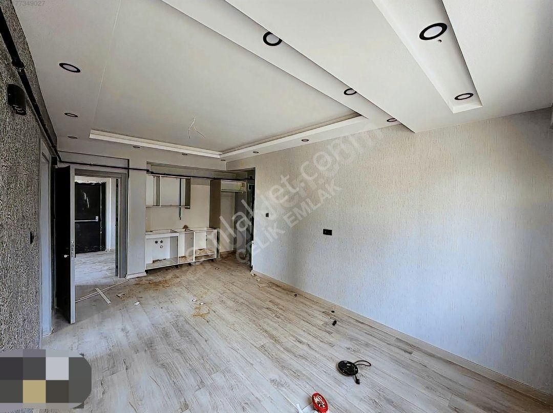 Karaköprü Seyrantepe Satılık Daire ACİL EMLAK GÜVENCESİYLE 2+0 SATILIK DAİRE 