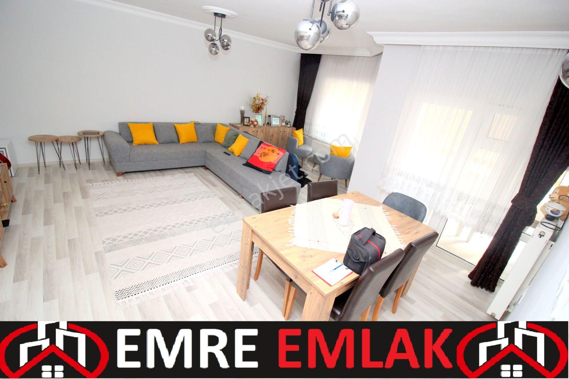 Etimesgut Güzelkent Satılık Daire  ꧁꧂EMRE EMLAKTAN꧁꧂GÜZELKENT MAHALLESİ'NDE METROMALL AVM YANI SİTE İÇİ 3+1 SATILIK DAİRE