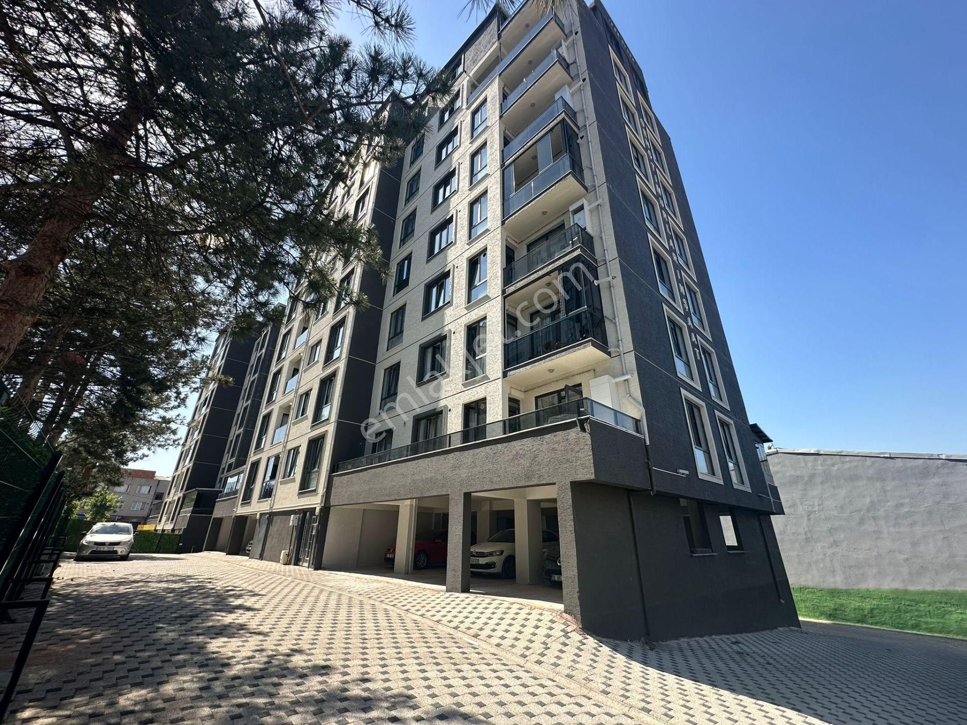 Yıldırım Sinandede Satılık Daire Şehir Merkezinde Sıfır Site İçinde Otoparklı 2+1 Satılık Daire