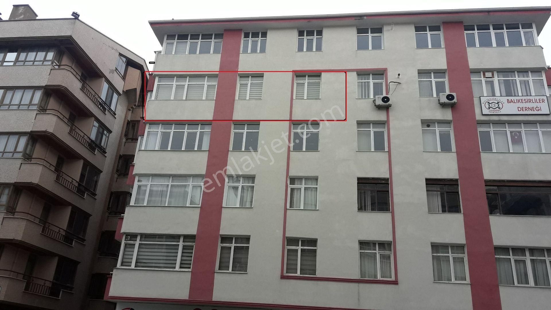 Ankara Çankaya Satılık Büro Çankaya Sağlık 1 Sokak Yapılı 2+1 Asansörlü