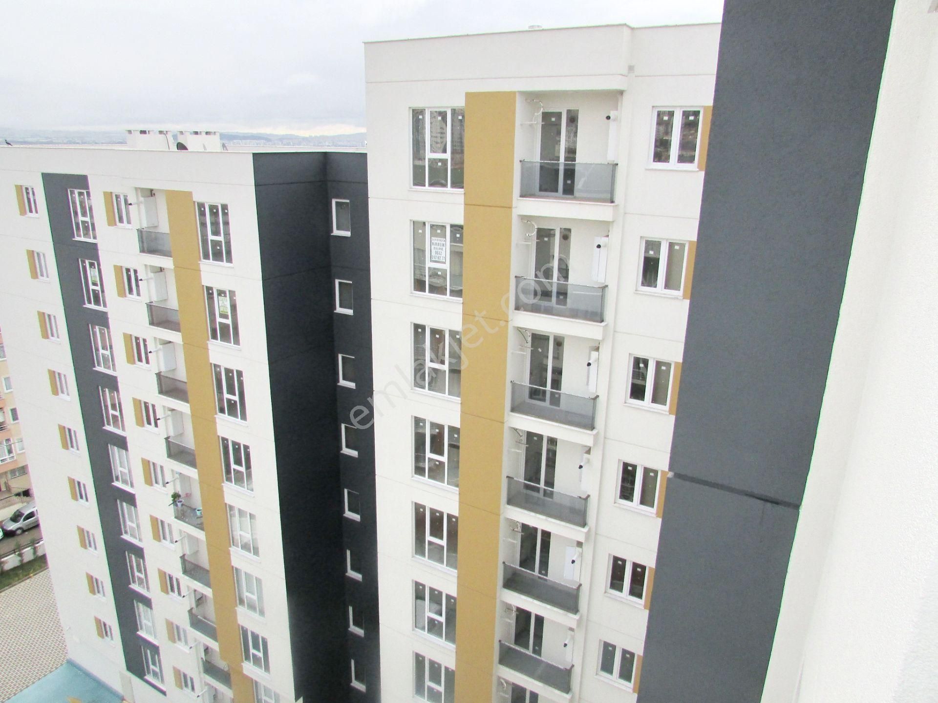 Pendik Dumlupınar Kiralık Daire  Pendik Gözdağı 75m2 Yeni Binada 2+1 Kapalı Otoparklı