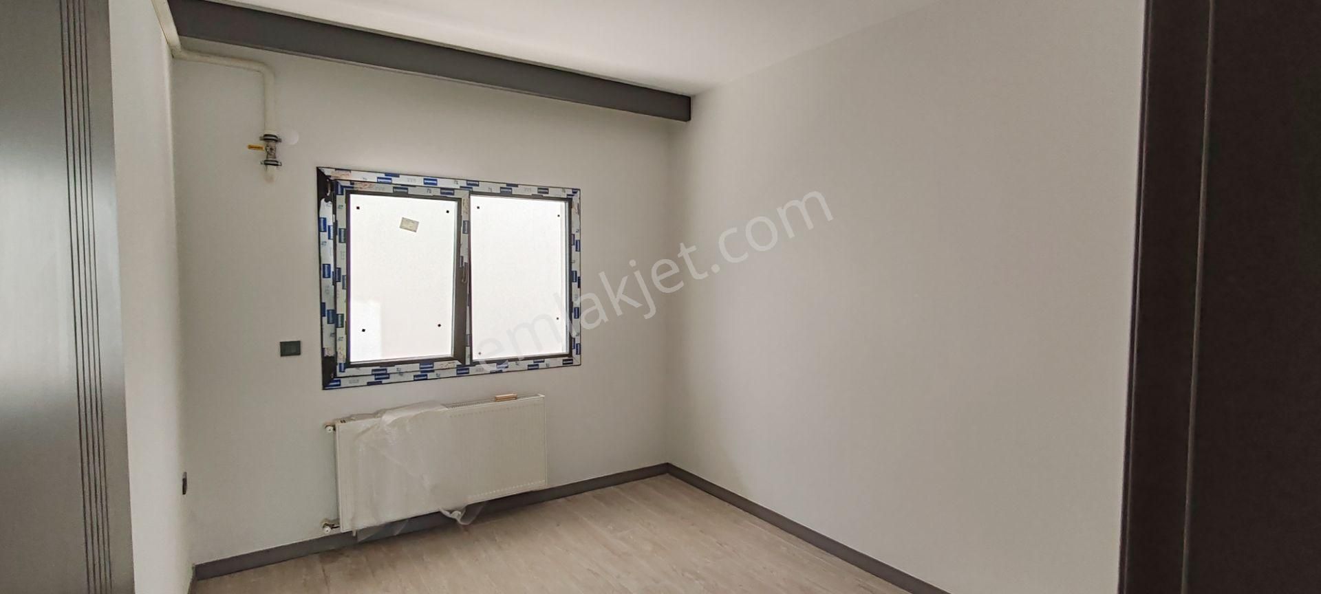 Kuşadası Ege Mah Sıfır Ters Dubleks Daire - Görsel 8