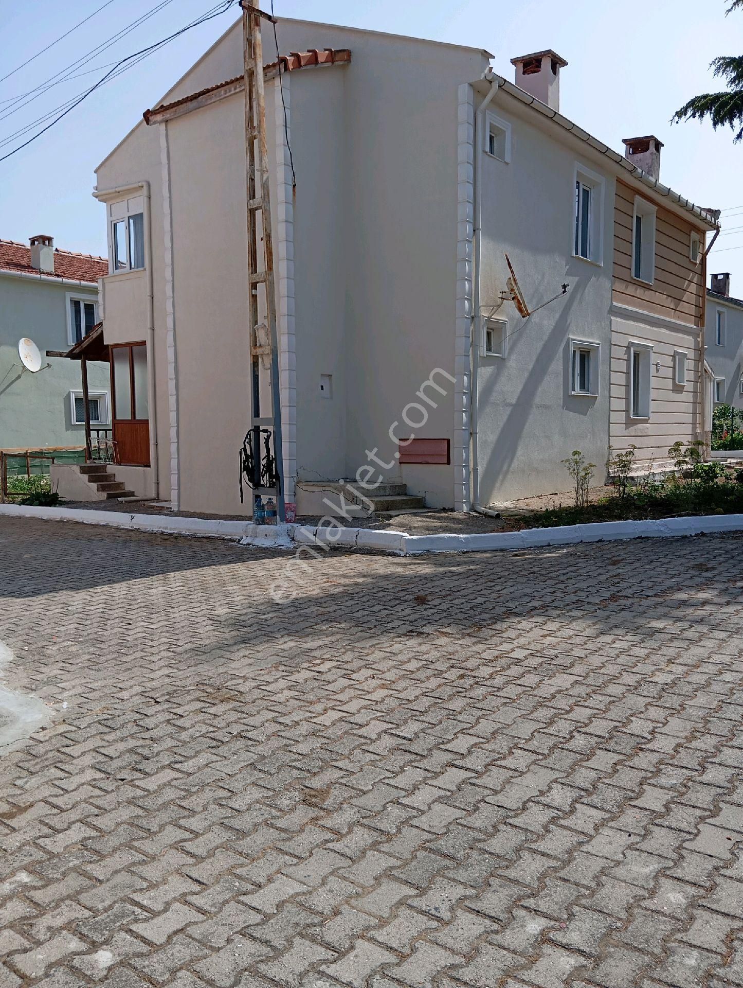 Gelibolu Güneyli Köyü (Güneyli Mücavir) Satılık Daire Güneyli Köyünde Satılık Yazlık