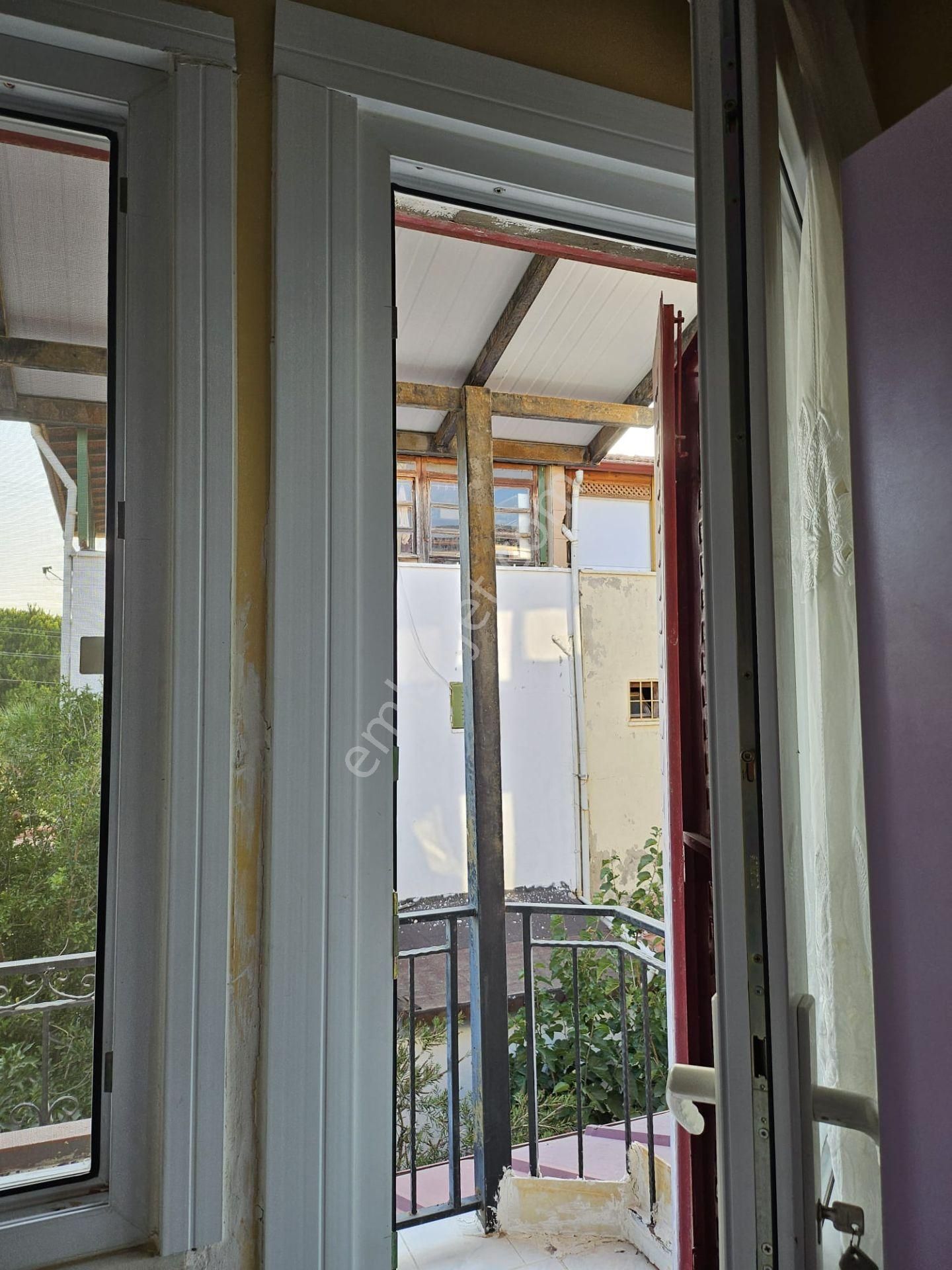 Akbük Merkezde 4+1 Bitişik Nizaman Site İçi Müstekil Villamız Satılık - Görsel 11