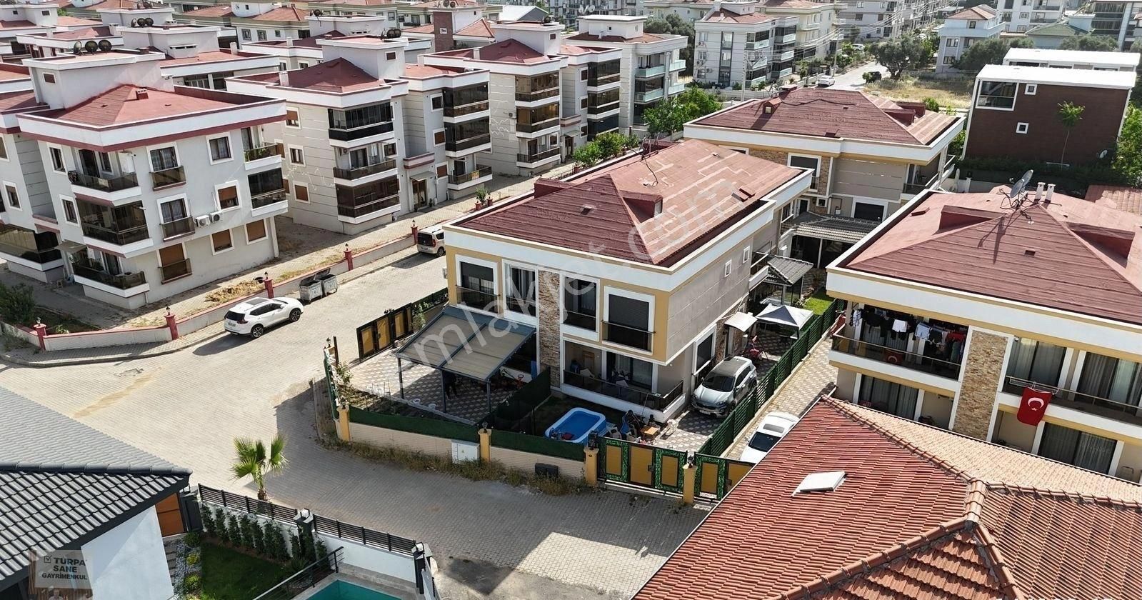 Menderes Gölcükler Satılık Villa TURPA SANE GAYRİMENKULDEN MENDERES GÖLCÜKLERDE VİLLA