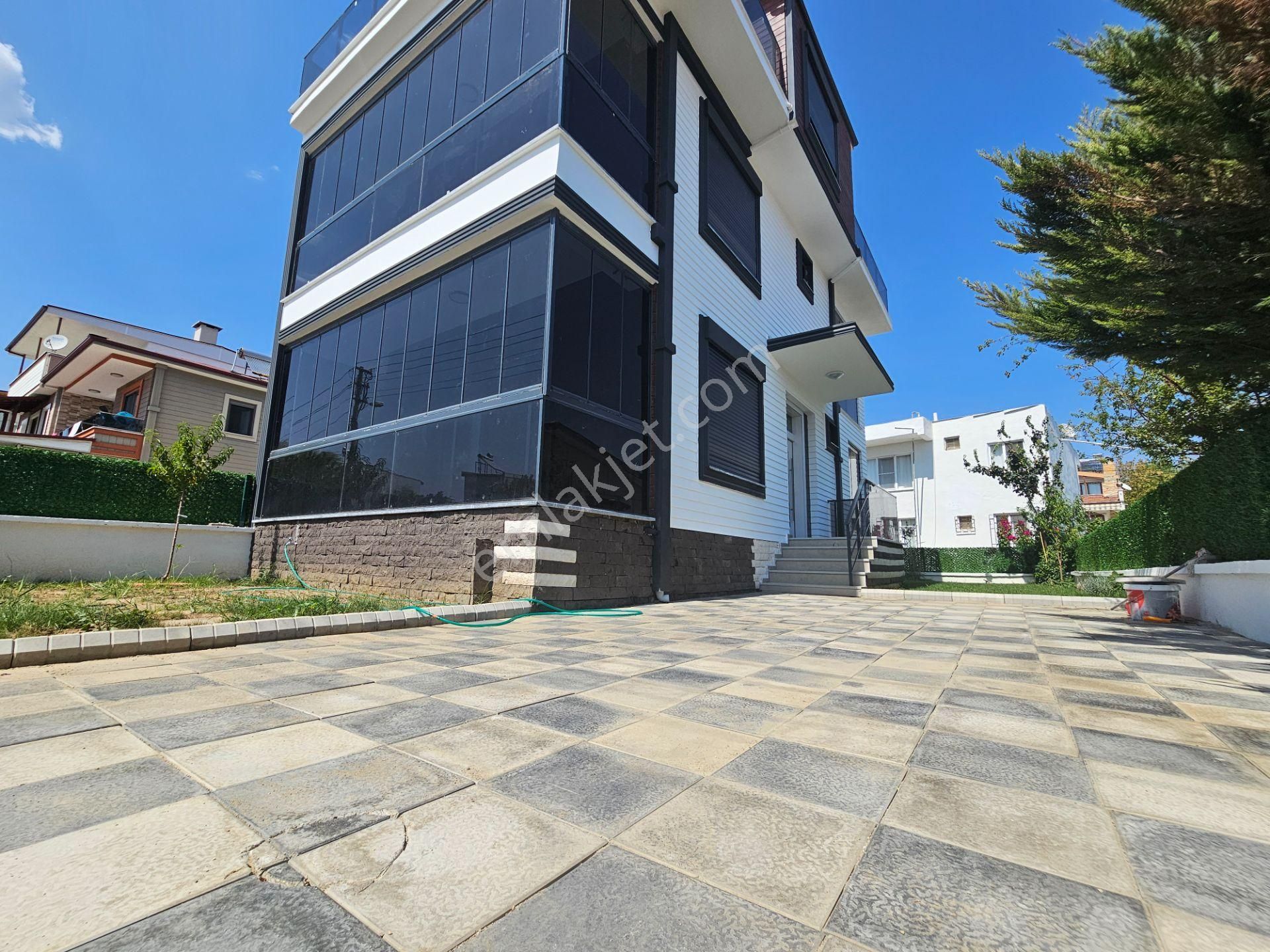 Edremit Güre Satılık Villa  VİLLA AVCISINDAN BALIKESİR EDREMİT GÜREDE DENİZE YAKIN TEK MÜSTAKİL VİLLA