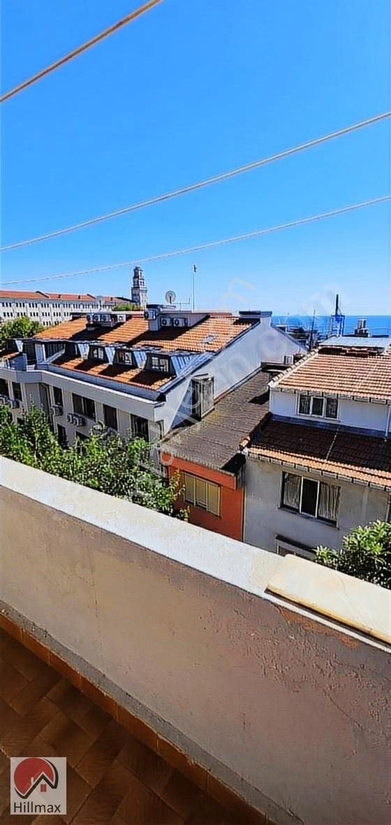 Üsküdar Selimiye Kiralık Daire İstanbul Üsküdar Selimiye Kışlasına Komşu Manzaralı Kiralık Daire