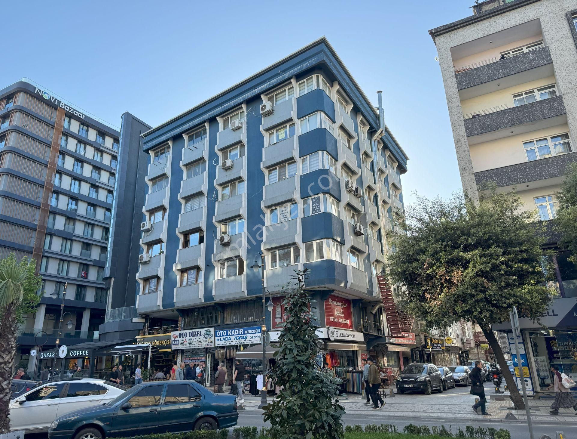 Gaziosmanpaşa Merkez Satılık Ofis  SALİHPAŞA CADDESİ 100m² 2+1 OFİS, ASANSÖRLÜ NOVİ BAZAAR 'A KOMŞU