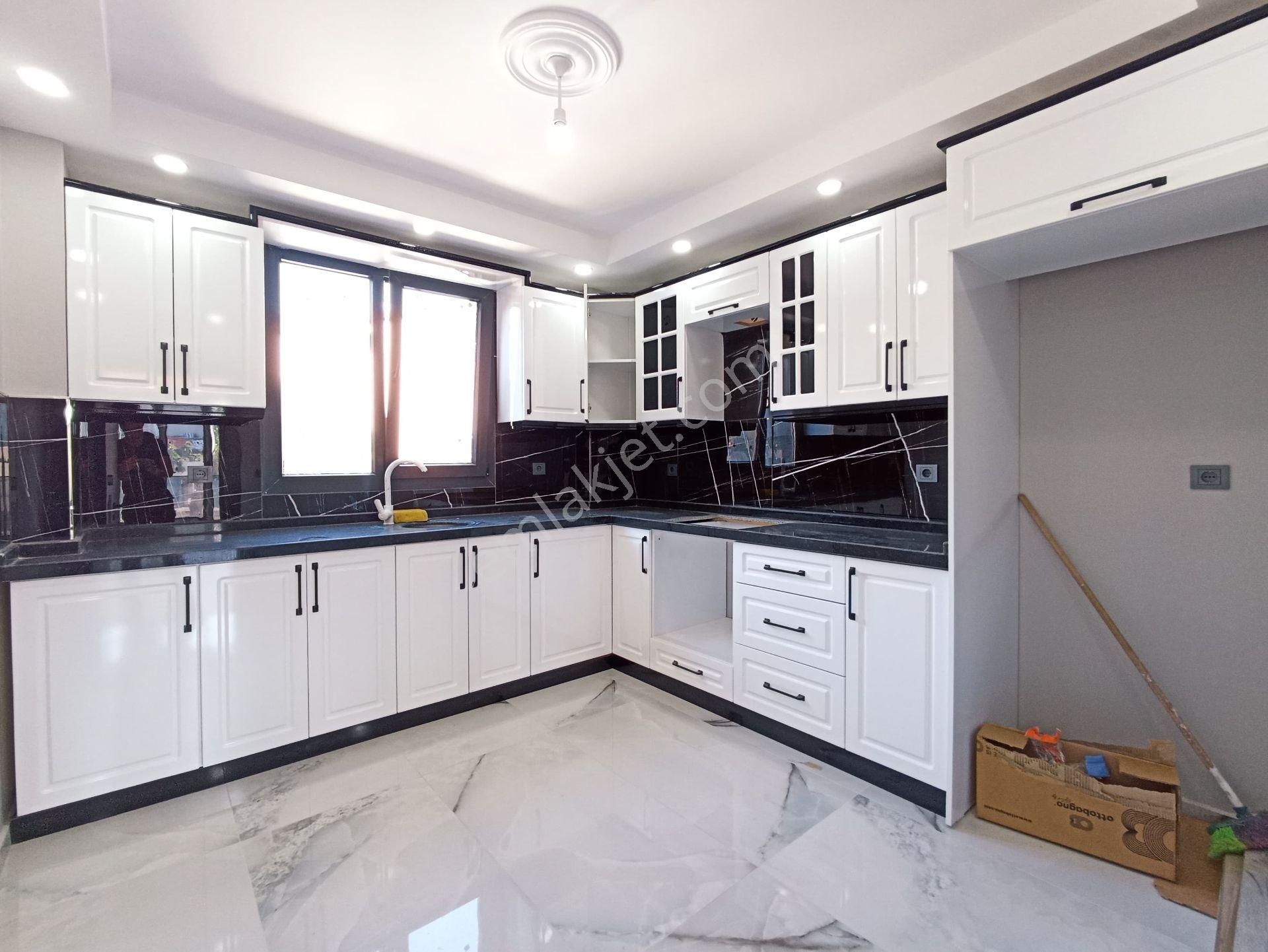 ╭╯hâl Group╰╮parka Cephe Deniz Manzaralı Merkez Konum Villa - Görsel 16