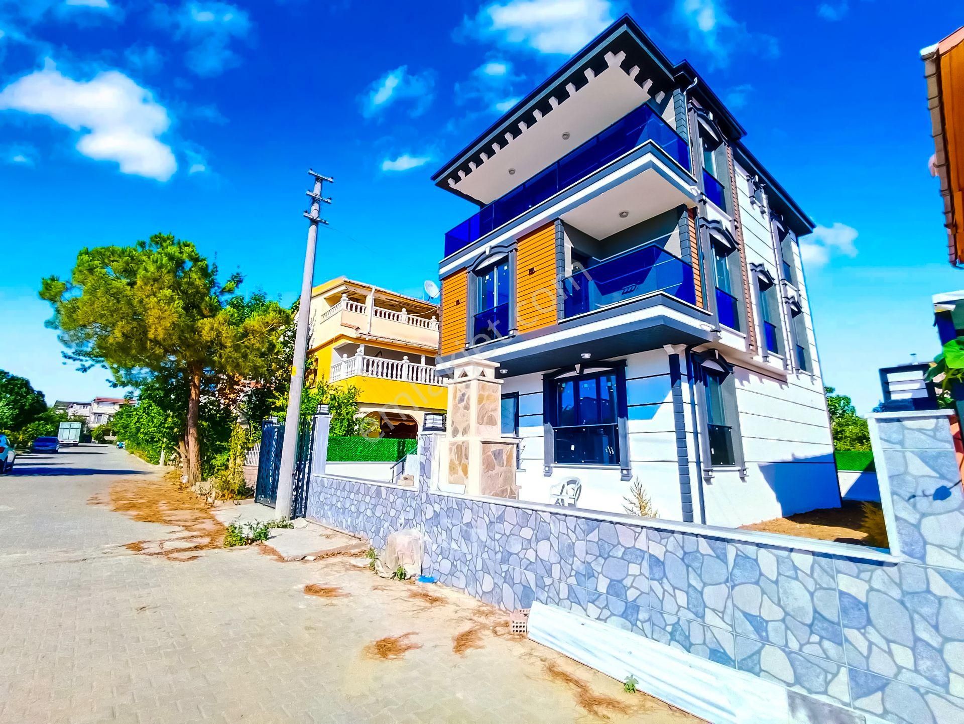 ╭╯hâl Group╰╮parka Cephe Deniz Manzaralı Merkez Konum Villa - Görsel 4