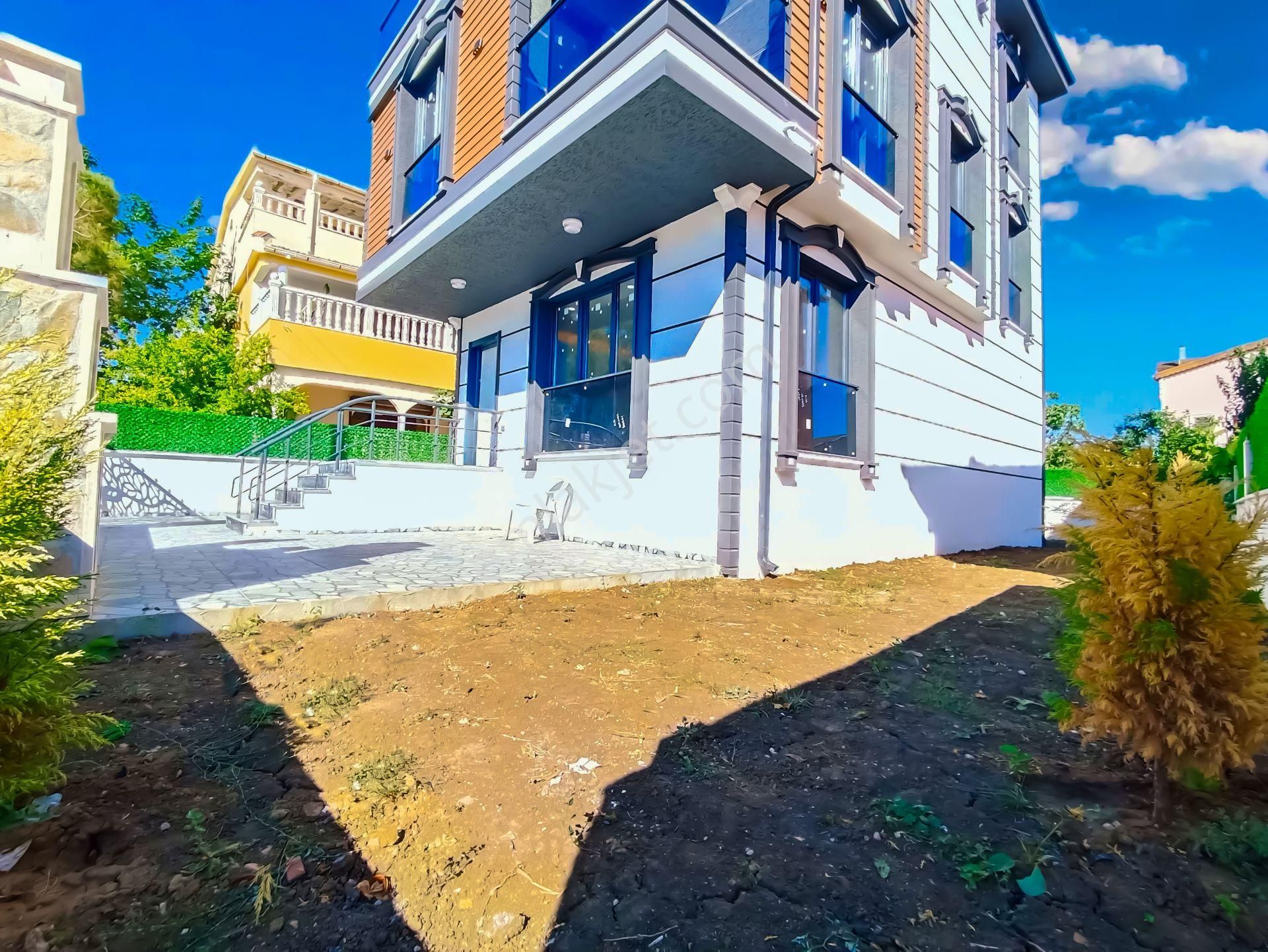 ╭╯hâl Group╰╮parka Cephe Deniz Manzaralı Merkez Konum Villa - Görsel 7