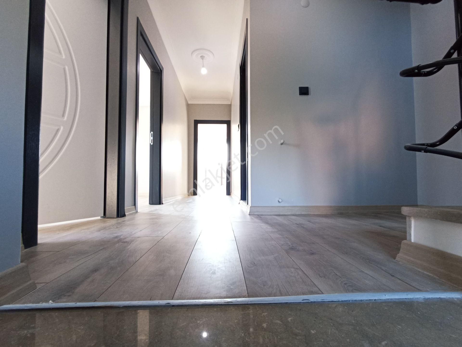 ╭╯hâl Group╰╮parka Cephe Deniz Manzaralı Merkez Konum Villa - Görsel 18